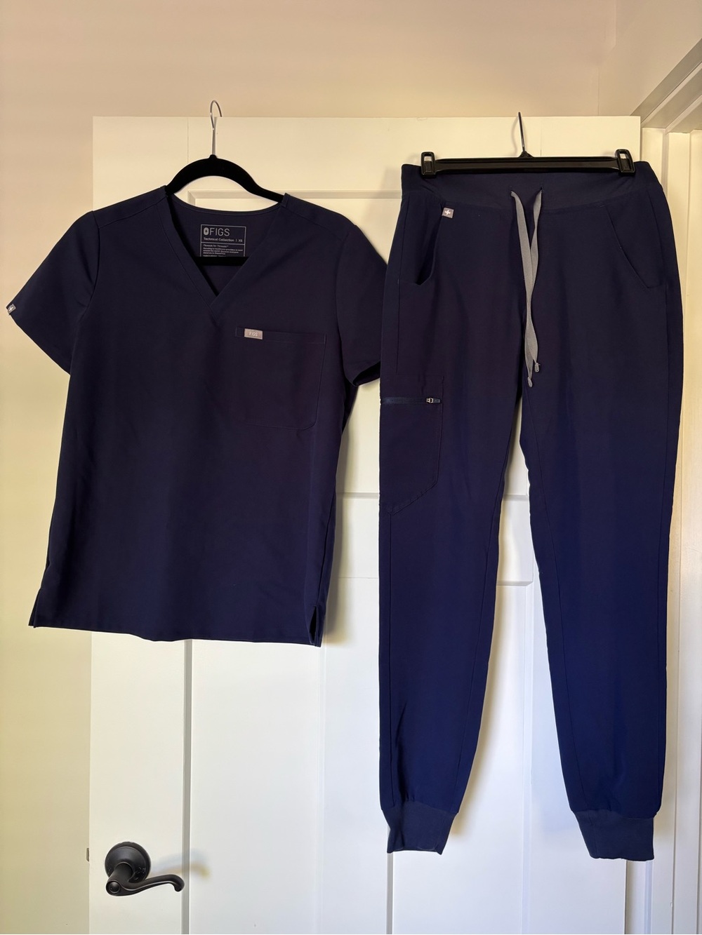 Figs Navy Technical Scrub Set